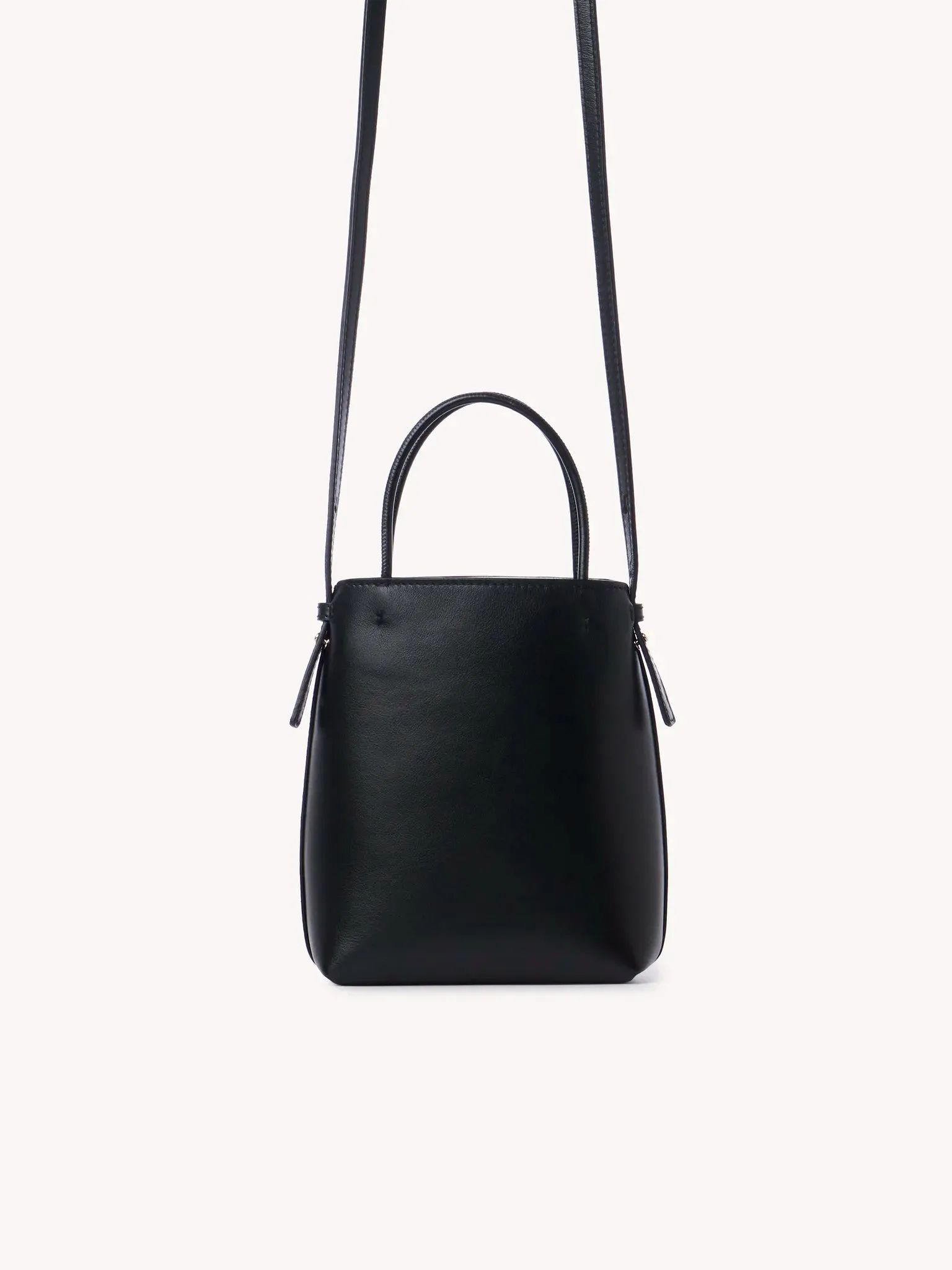 CHLOÉ SENSE BUCKET BAG BLACK