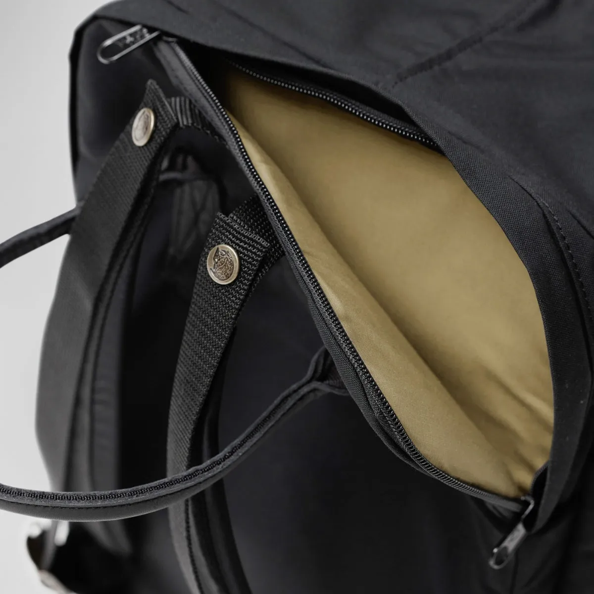 Fjallraven Kånken No.2 15" Laptop in Black