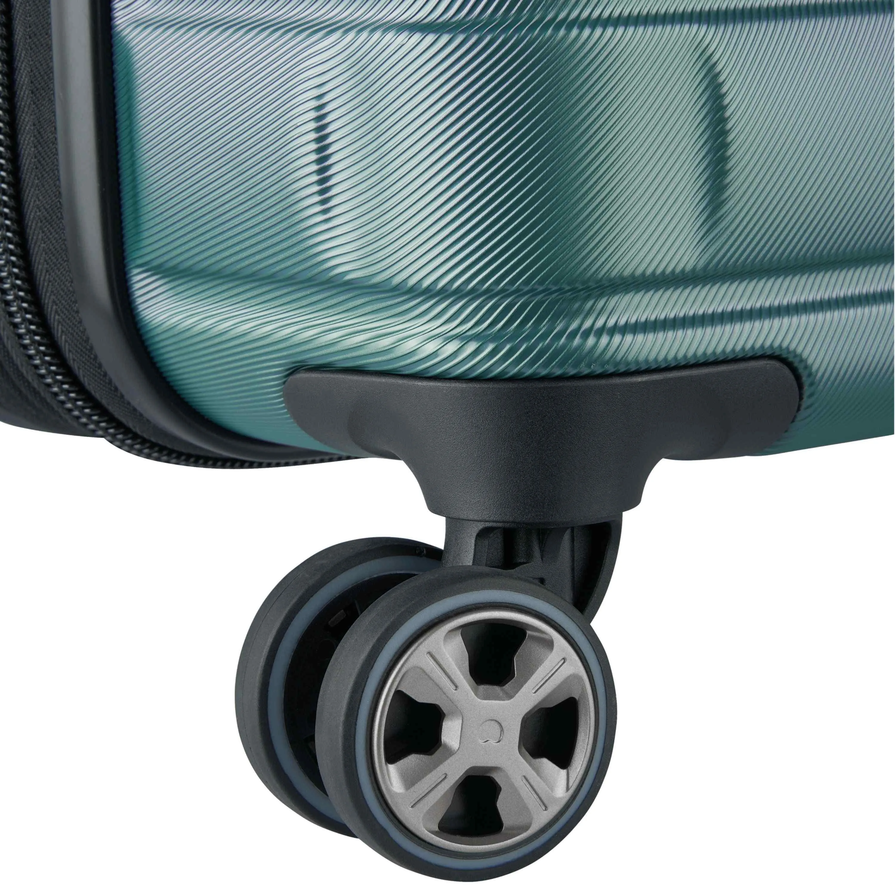 SHADOW 5.0 - Medium Spinner Trunk