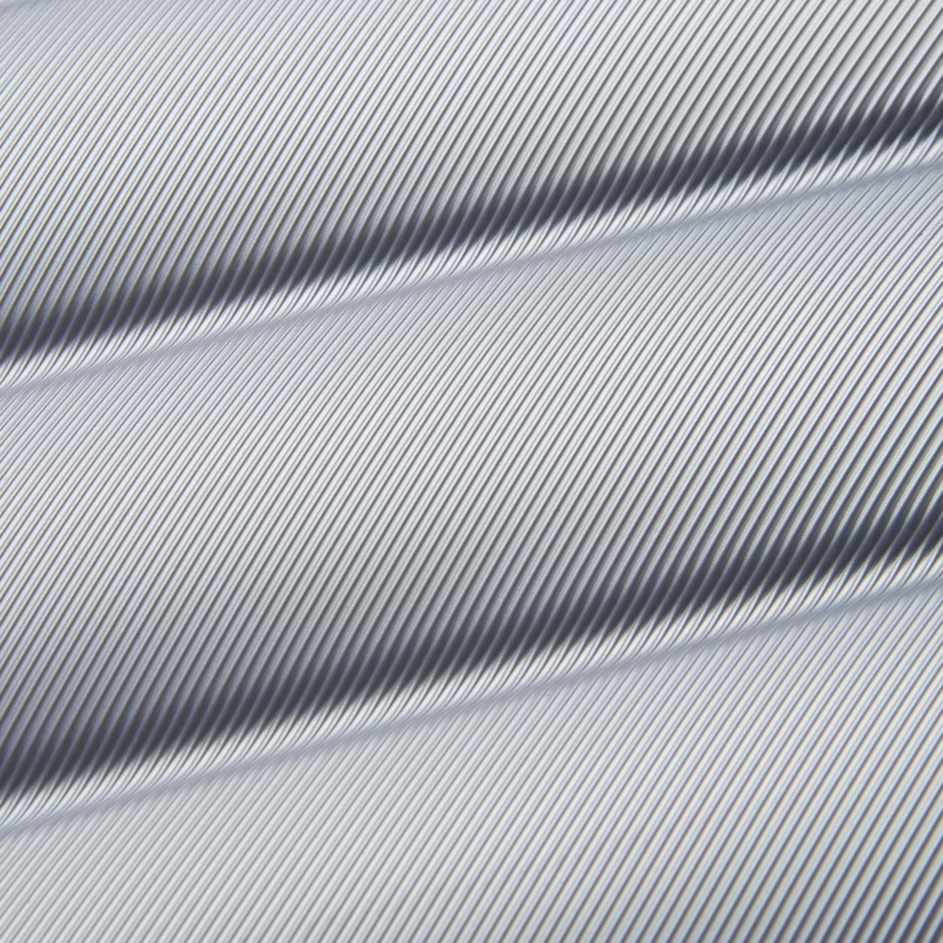 SHADOW 5.0 - Medium Spinner Trunk